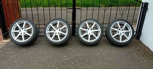 Aston martin wheels - aston,
